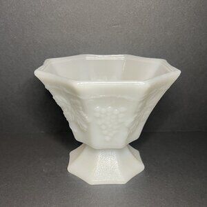 Vintage White Milk Glass Fruit Compote Design Wide Mouth Pedestal Bowl Vase 5"